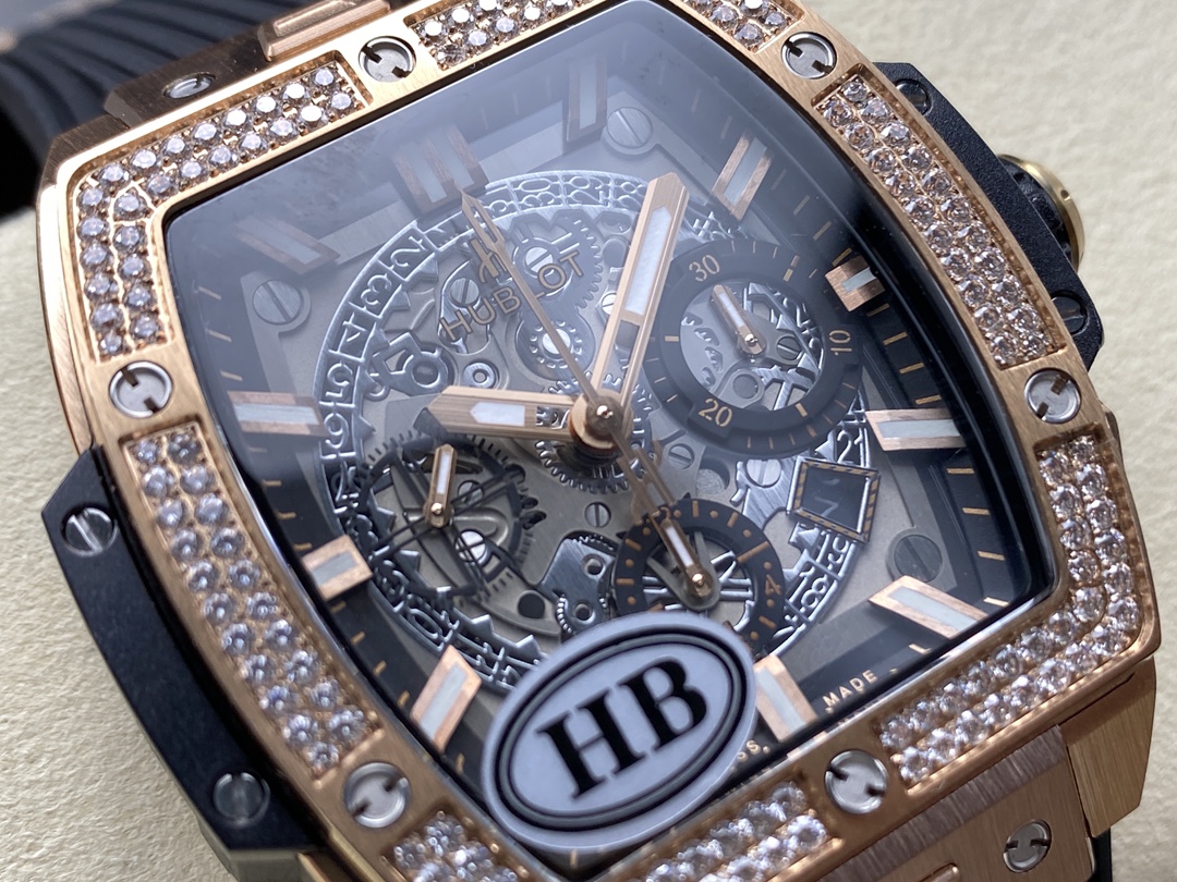 Hublot Spirit of Big Bang King Gold Diamonds 42 mm 642.OX.0180.RX.1104