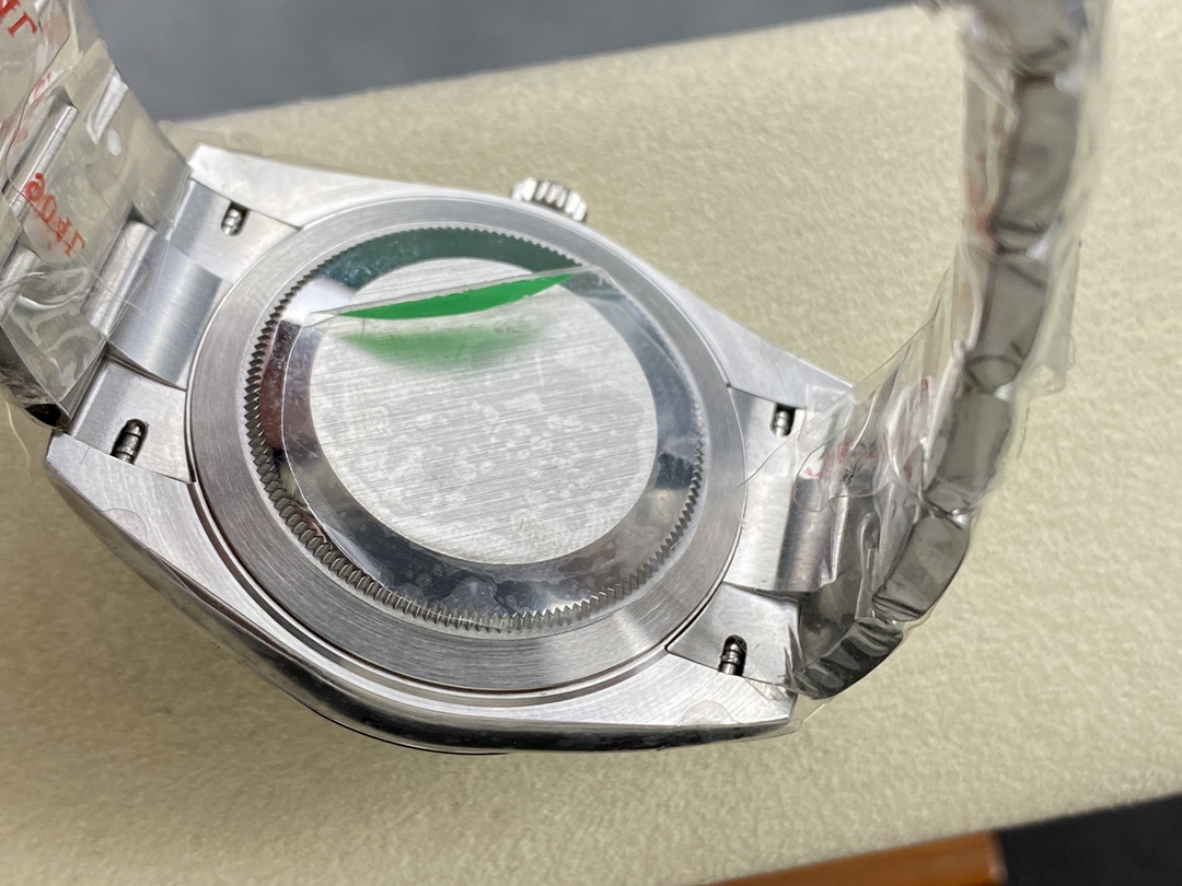 Rolex Datejust 41 Green Stick Dial Oyster m126300 0019 Men's Watch