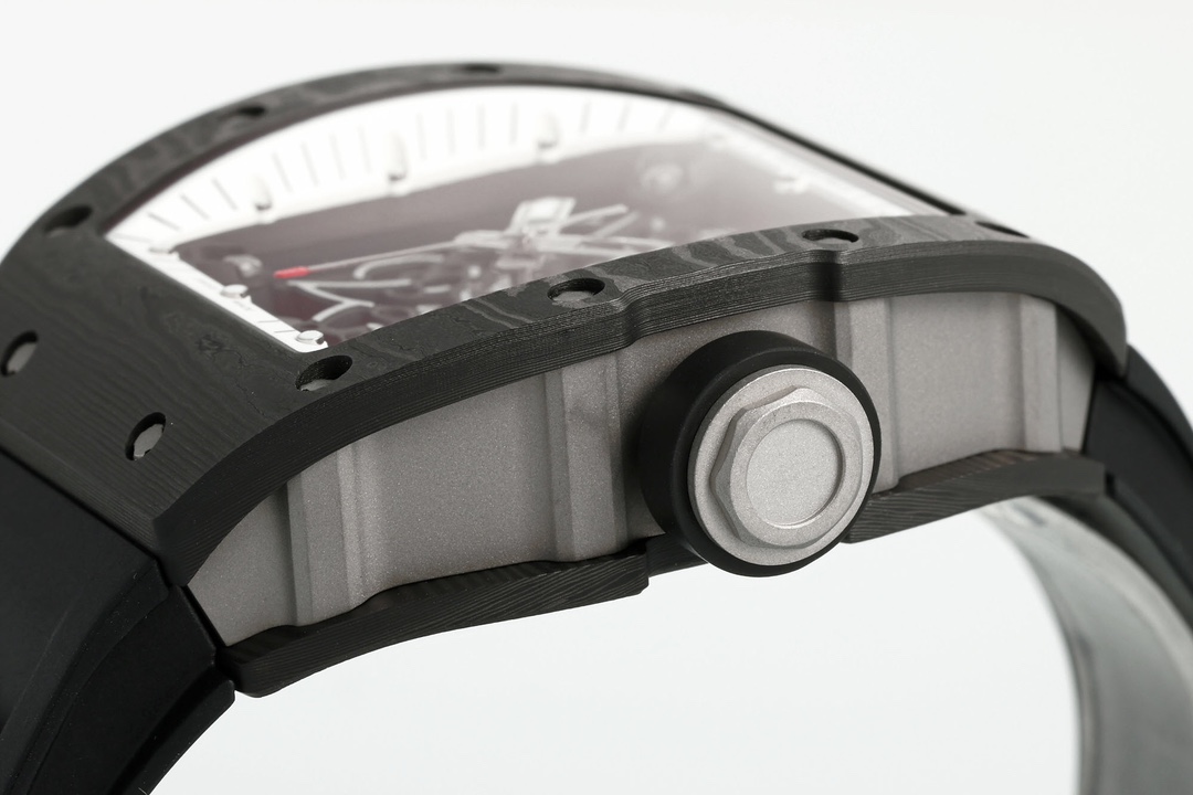 Richard Miller RM 055 RMUL2 NTPT Carbon Fiber Black & White