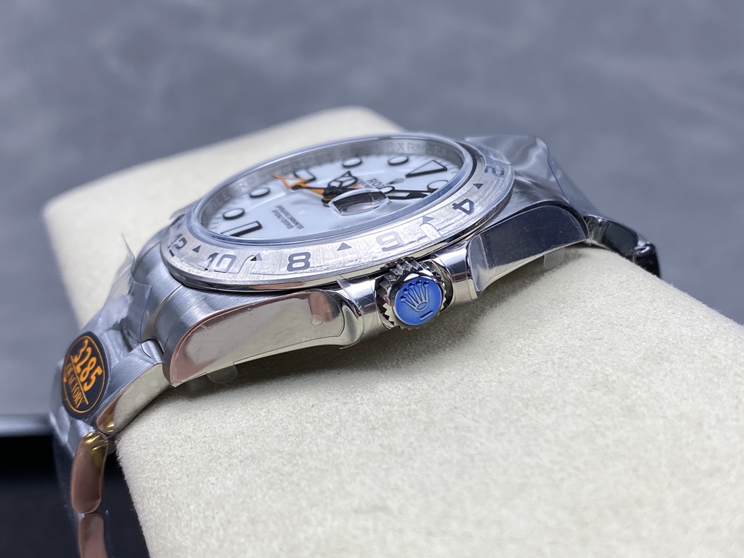 Rolex Explorer II m226570 0001 Stainless Steel White Dial 42MM Mens Replica Watch