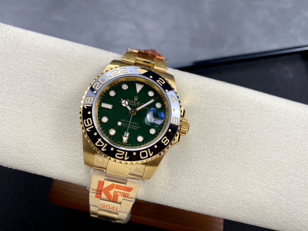 Rolex GMT Master II 116718LN Oyster Bracelet Green Dial 40mm Mens Replica Watch