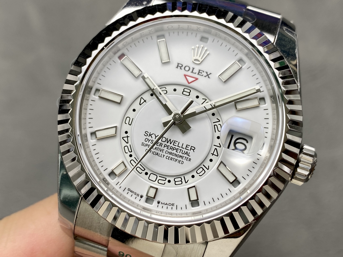 Rolex Sky Dweller 42 Oystersteel White Dial m336934 0003 Men's Watch
