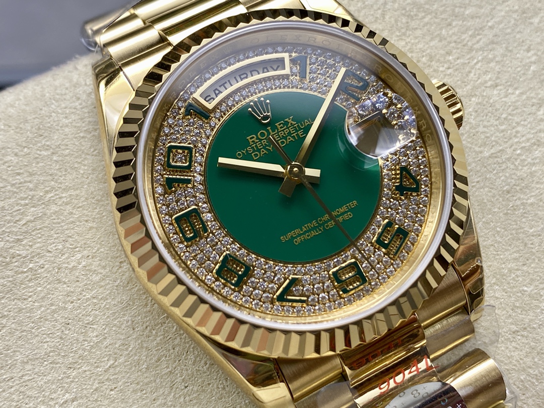 Rolex Day-Date 118238 Yellow Gold Green Diamond Pave Dial 36mm Unisex Replica Watch