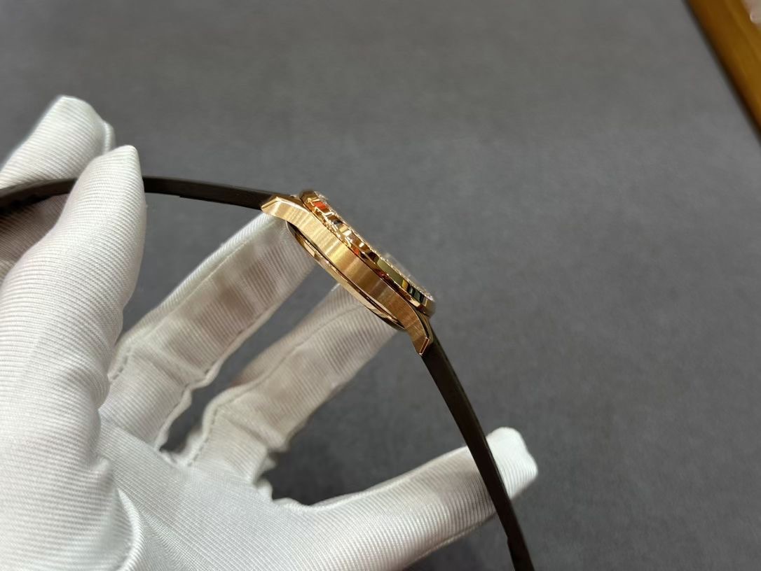 Replica Patek Philippe Aquanaut 5068R 001 Watch For Sale