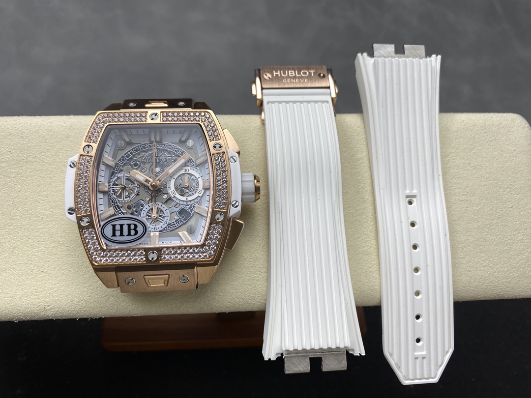Hublot Spirit of Big Bang King Gold Diamonds 42 mm 642.OX.0180.RX.1104