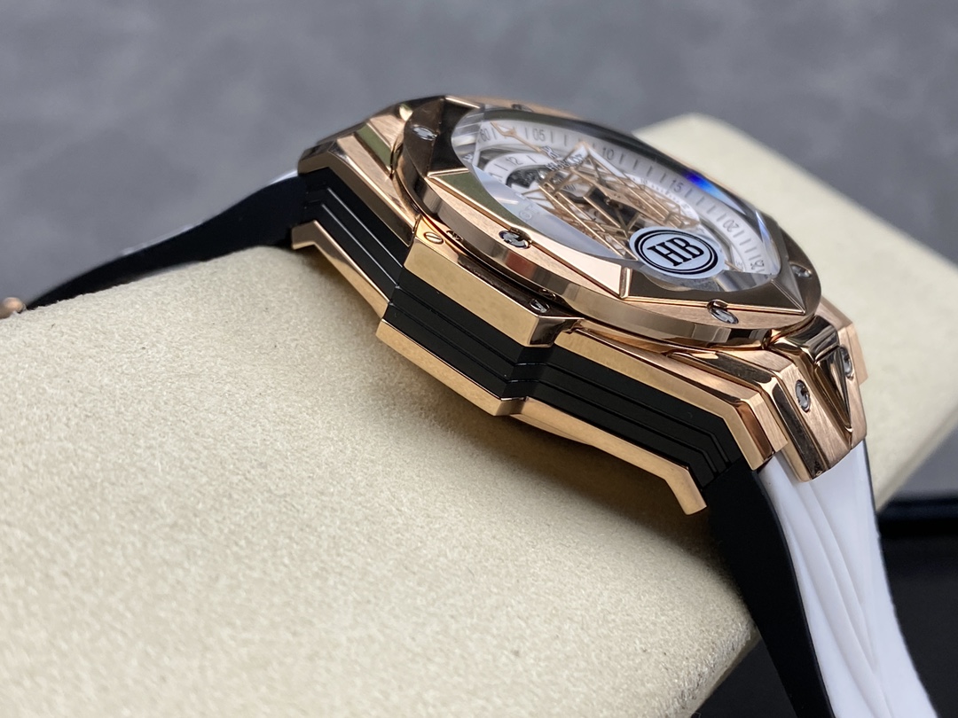 Hublot Big Bang Titanium 418.OX.2001.RX.MXM20