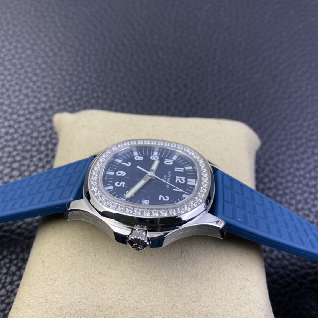 Replica Patek Philippe Aquanaut Blue 5067A 022 Watch For Sale