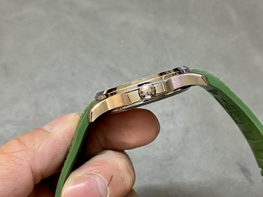 Replica Patek Philippe Aquanaut 5168G 010 40mm Mens Watch