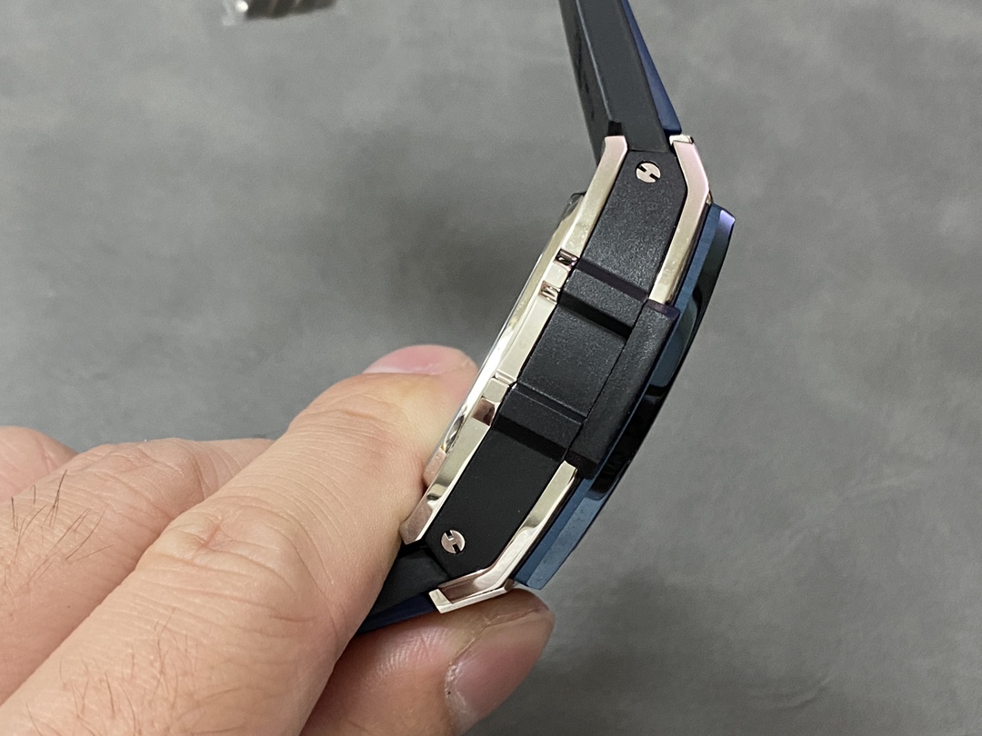 Hublot Spirit of Big Bang 642.NL.7170.RX 42mm Mens