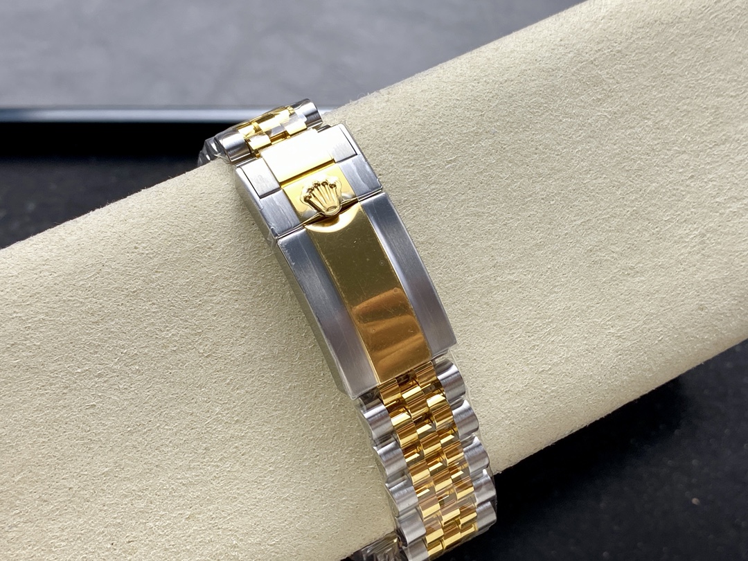 Rolex GMT Master II Black Dial Steel 18kt Yellow Gold 126713GRNR 0001 Men's Watch