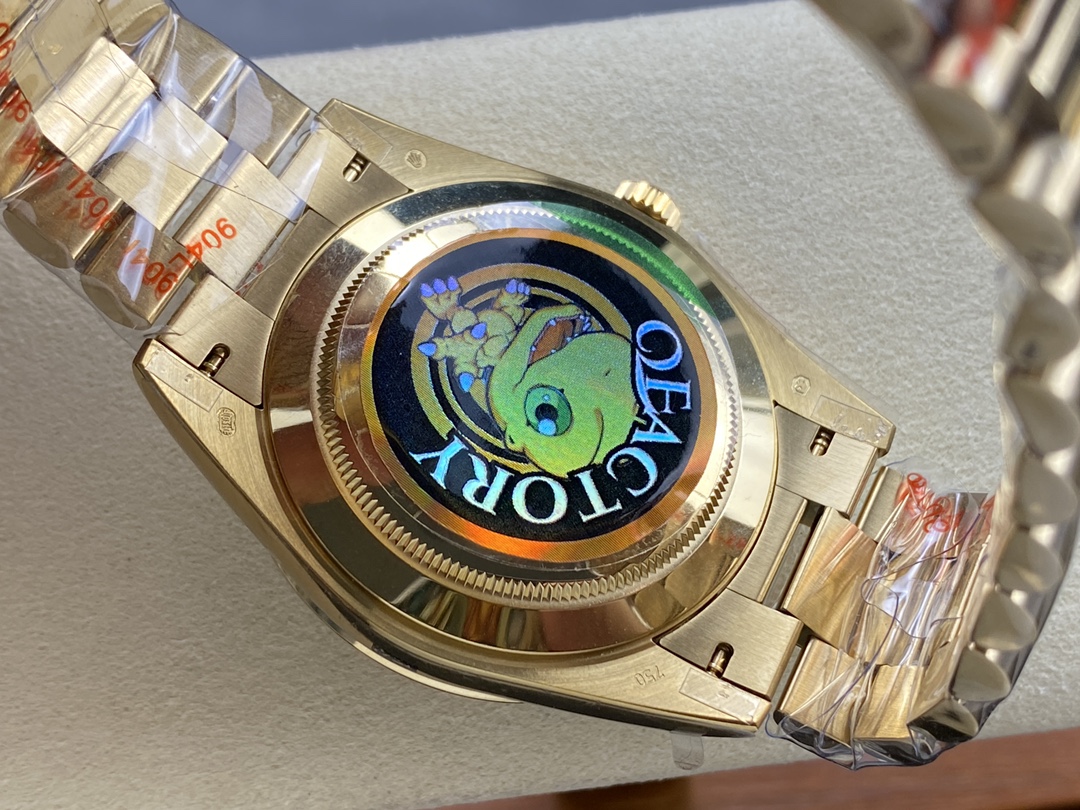 Rolex Day Date 40 18K Yellow Gold Green Dial Diamond Bezel M228348RBR 0040 Men's Watch