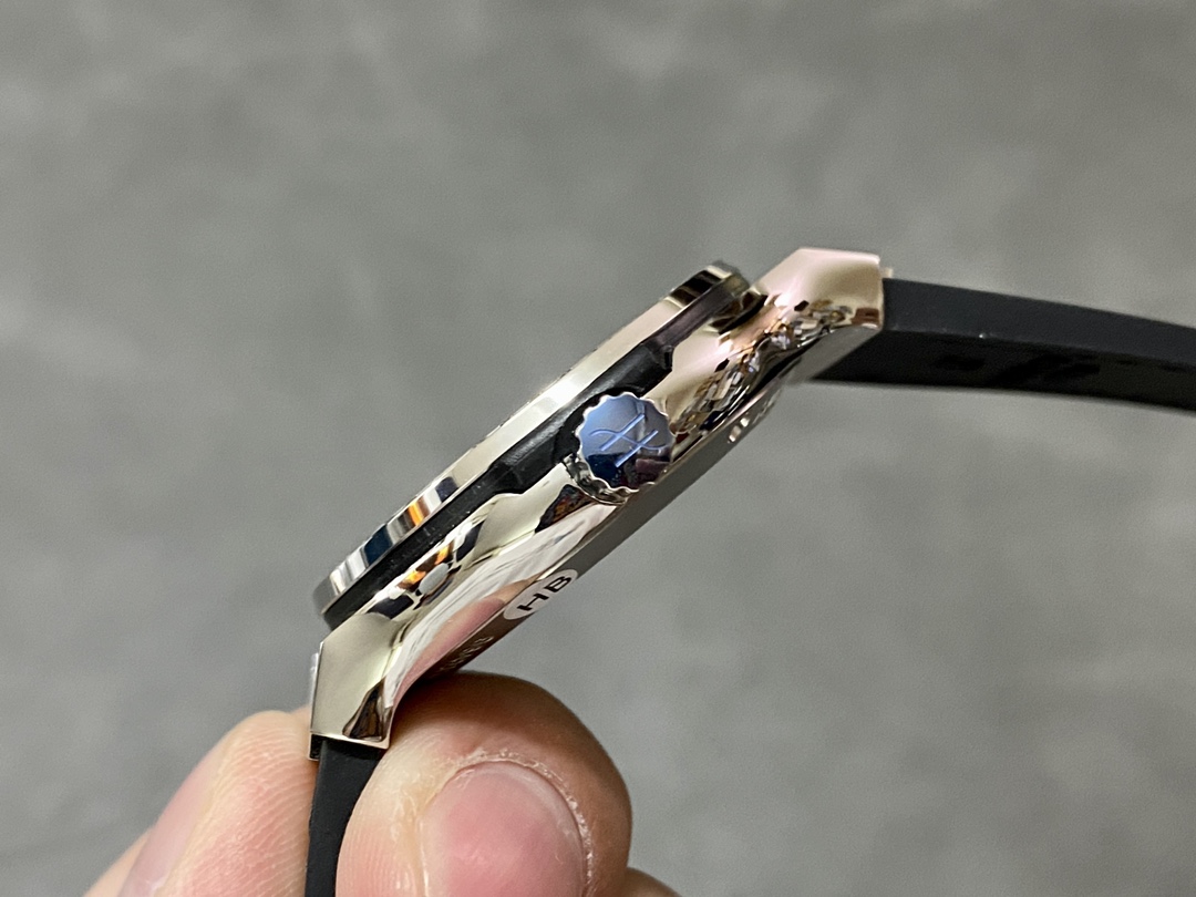 Hublot Classic Fusion 565.nx.1470.lr.1204 38mm