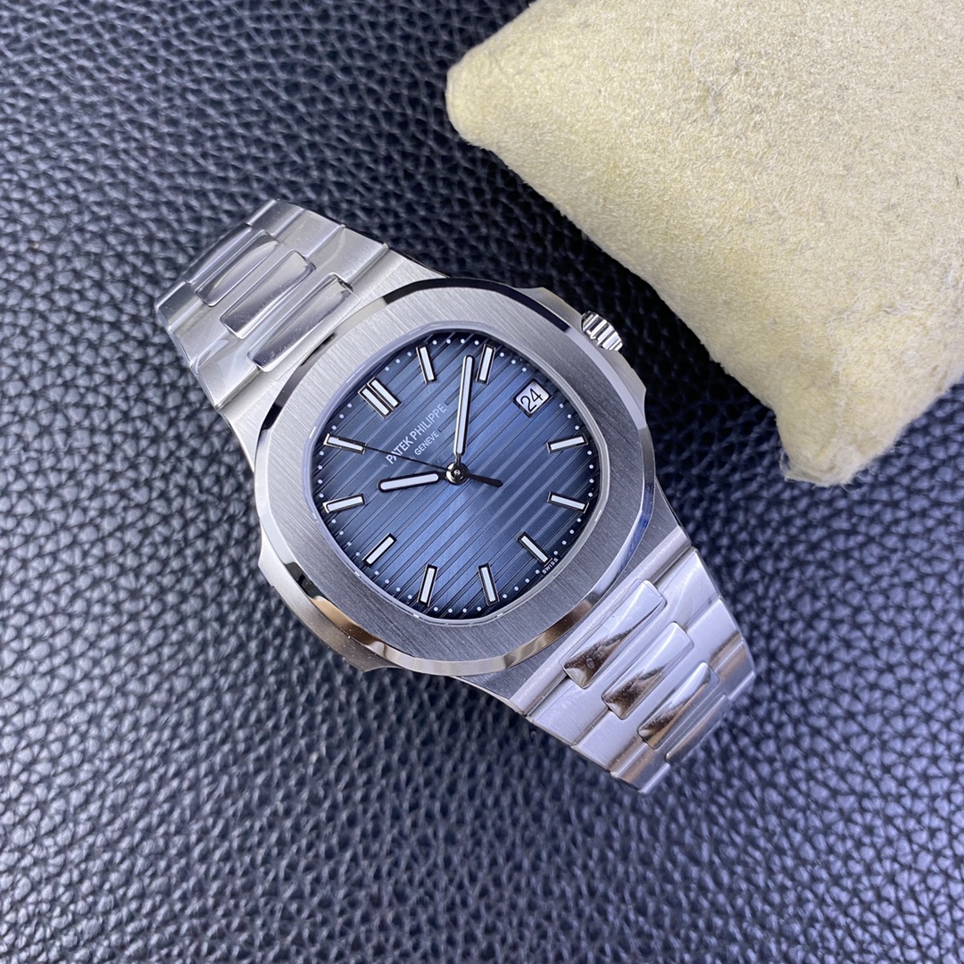 Patek Philippe Nautilus Self Winding Watch 5811 1G 001 Replica Watch