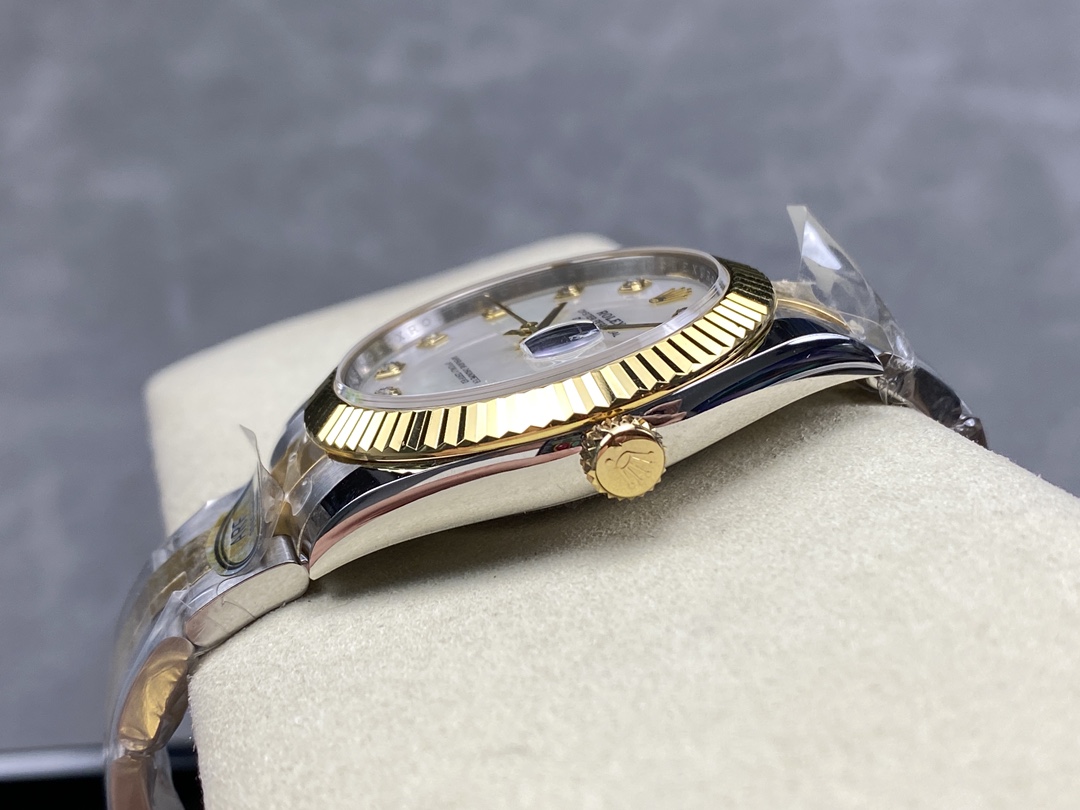 Rolex Datejust 41mm Steel and Yellow Gold 126333 0017 White Mop Diamond Oyster