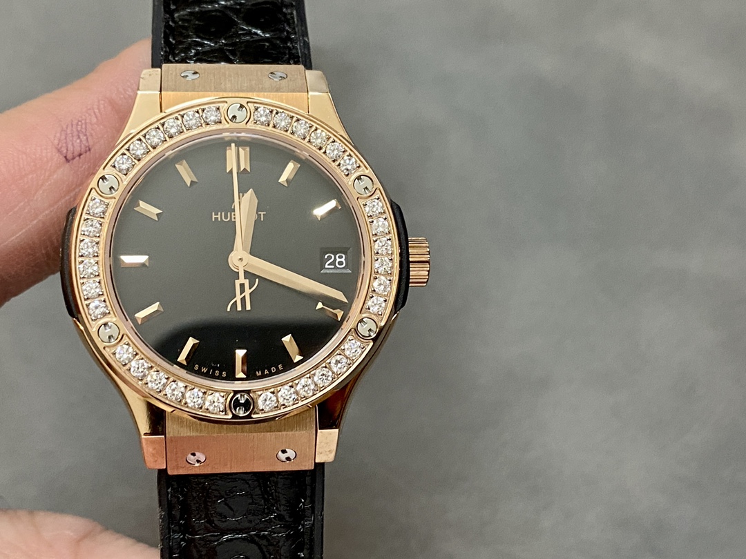 Hublot Classic Fusion 581.OX.1480.RX.1704 33mm Ladies Replica Watch