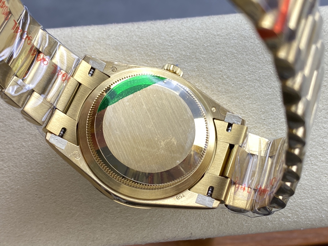 Rolex Day-Date 228238 Black Diamond Dial Fluted Bezel 40mm Mens Replica Watch