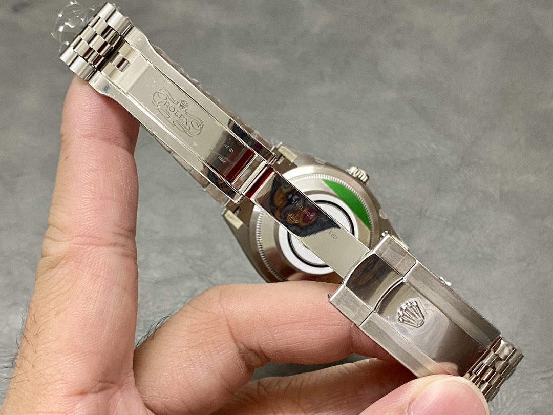 Rolex Datejust 36mm Fluted Bezel Green Palm Index Dial Jubilee 126234 0047