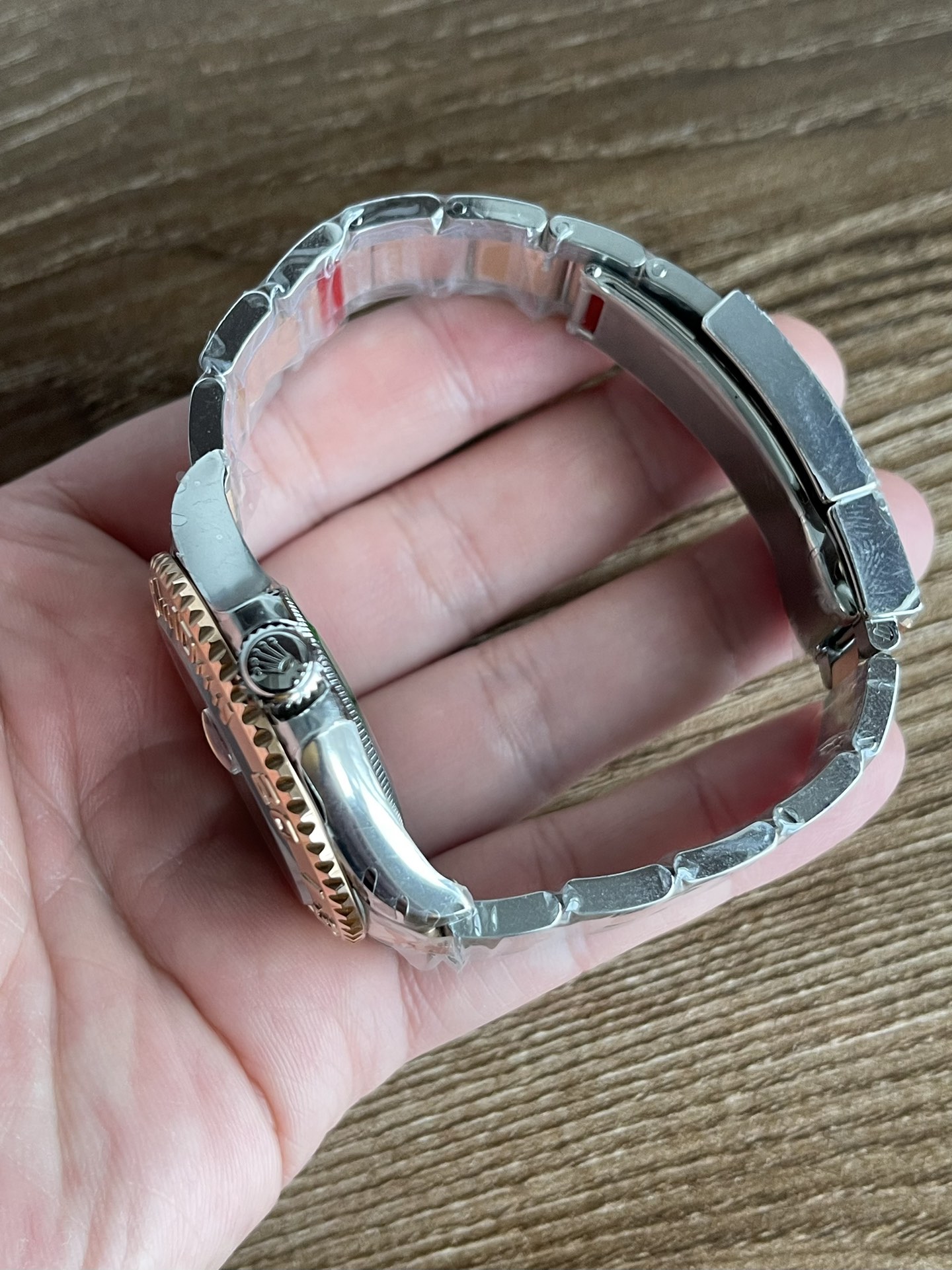 Rolex Yacht-Master 126621 EverRose Gold Black Dial 40MM Mens Replica Watch