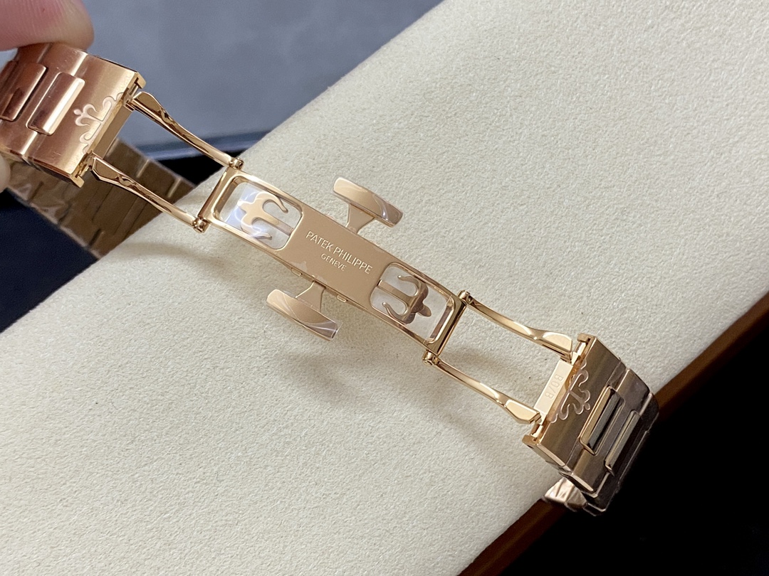 Patek Philippe Nautilus Ladies Rose Gold & Yellow Gold Silver Dial 7118 1R 001 35.2mm