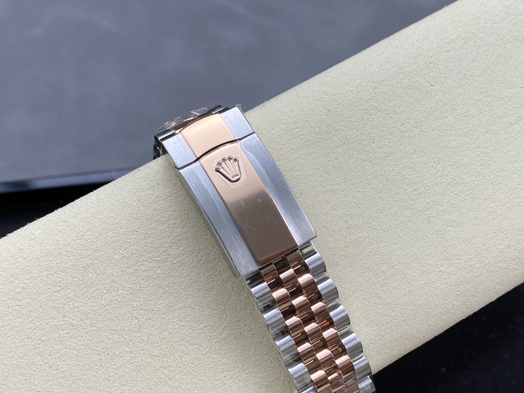 Replica Rolex Datejust 126331 0004 41MM