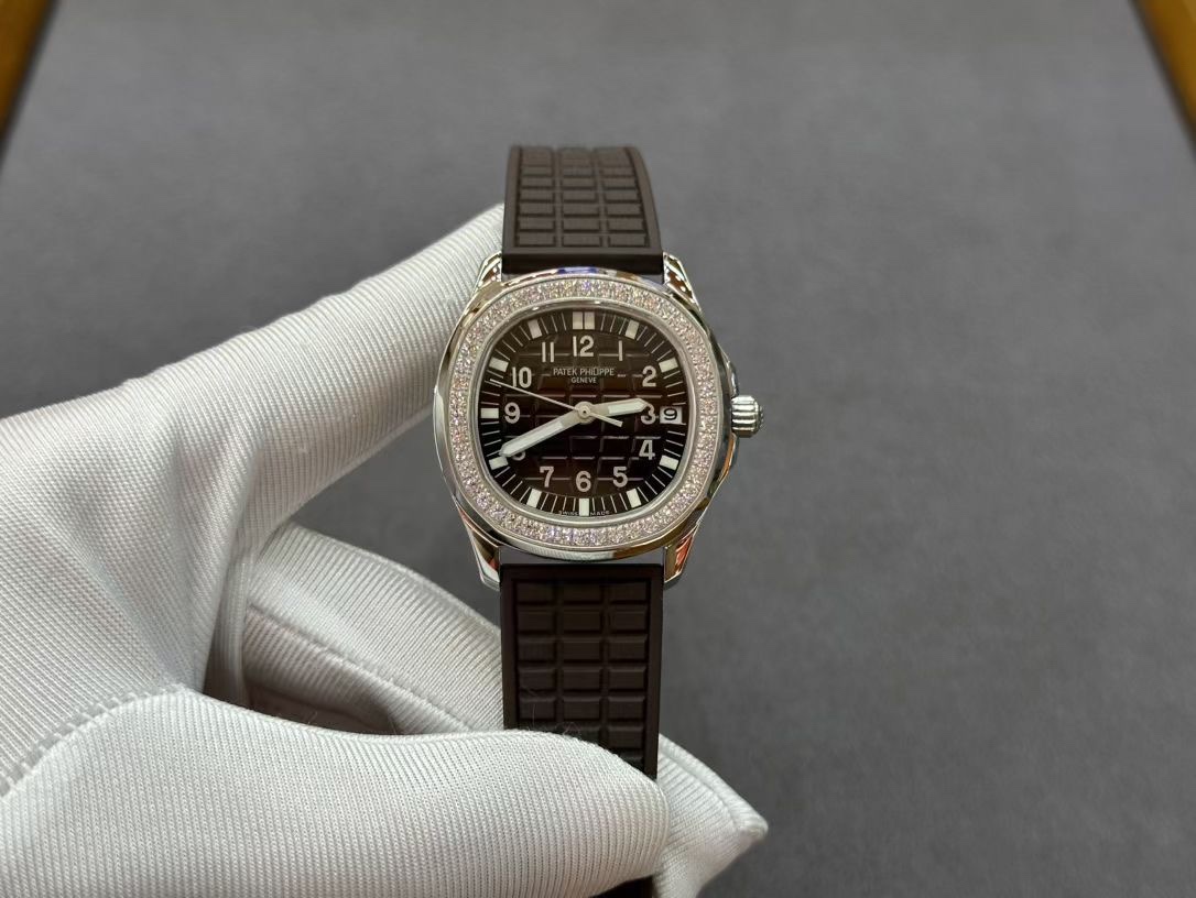 Replica Patek Philippe Aquanaut 5067A 023 Watch For Sale