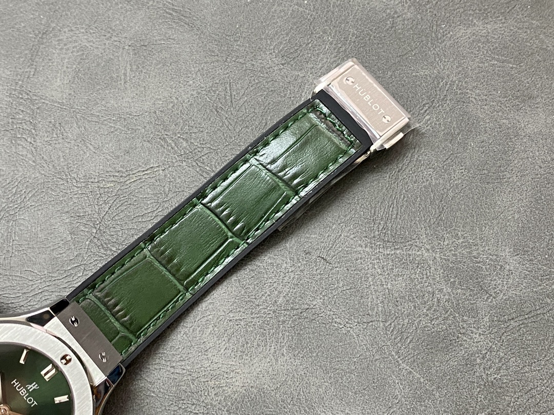 511.NX.8970.LR Hublot Classic Fusion Automatic Green