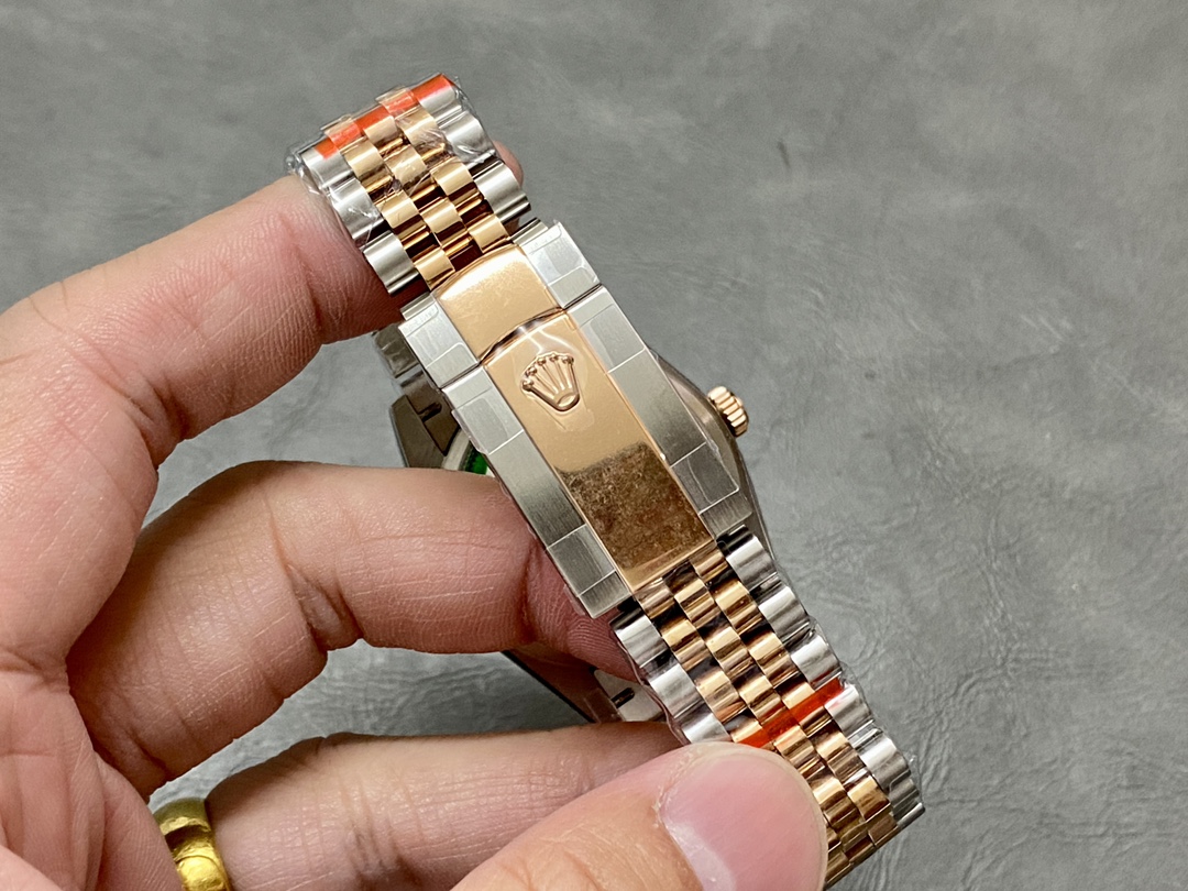 Rolex Datejust 36mm 126201 0038 Silver Palm Motif Dial Oyster Bracelet Watch