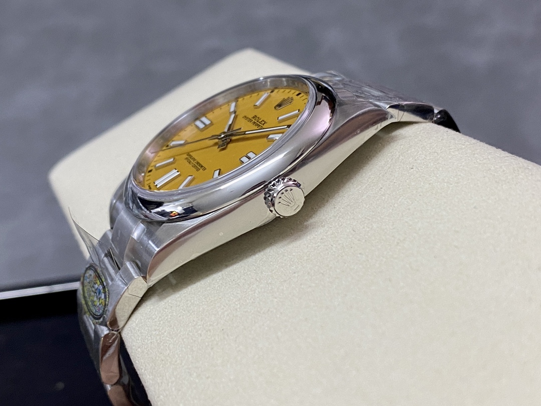 Rolex Oyster Perpetual Yellow Dial Oystersteel 124300 0004
