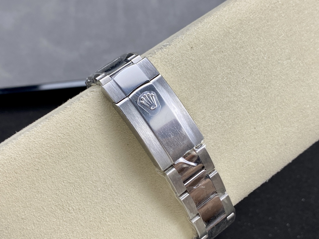 Rolex Datejust m126334 0017 Fluted Bezel Black Dial 41MM Mens Replica Watch