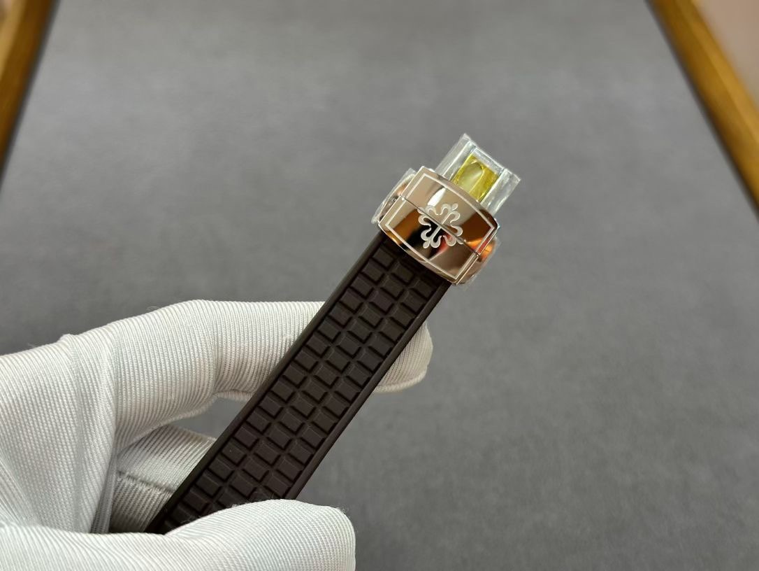 Replica Patek Philippe Aquanaut 5067A 023 Watch For Sale