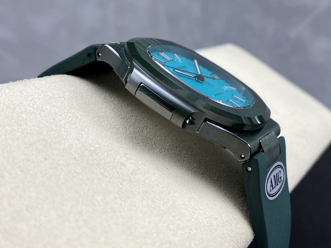 Patek Philippe Nautilus Blue Dial 5711 40MM Watch