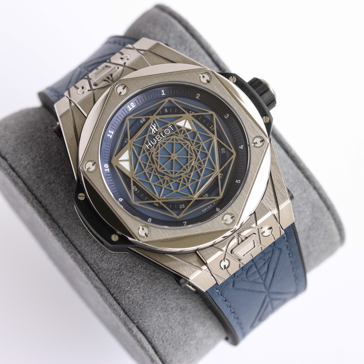 Hublot Big Bang 415.NX.1112.VR.MXM16 44mm