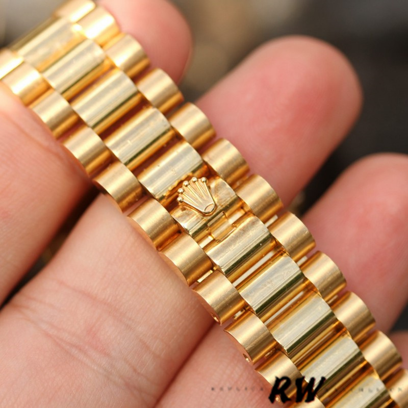 Rolex Day-Date 118238 Yellow Gold Diamond Bulls Eye Dial 36mm Unisex Replica Watch