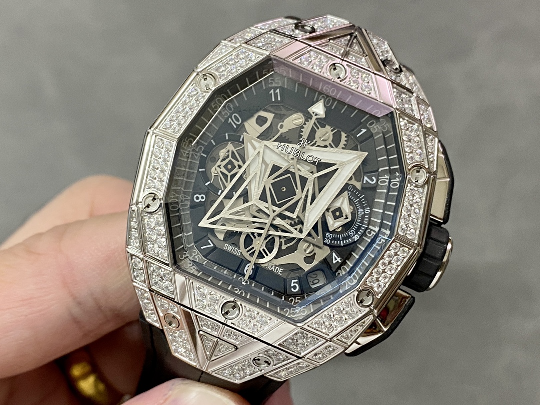 Hublot Spirit of Big Bang 648.NX.0107.RX.1604.MXM23 42mm