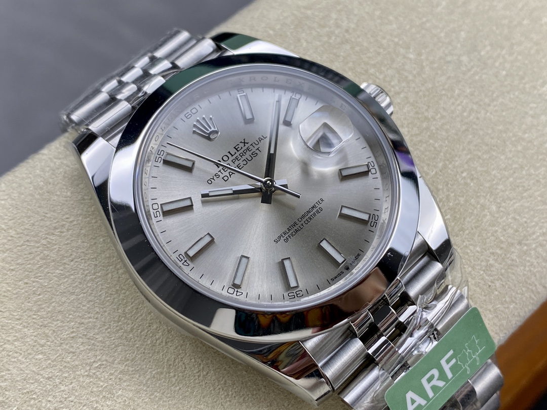 Rolex Datejust 41mm m126300 0004 Silver Stick DIal  Oystersteel Case Domed Bezel