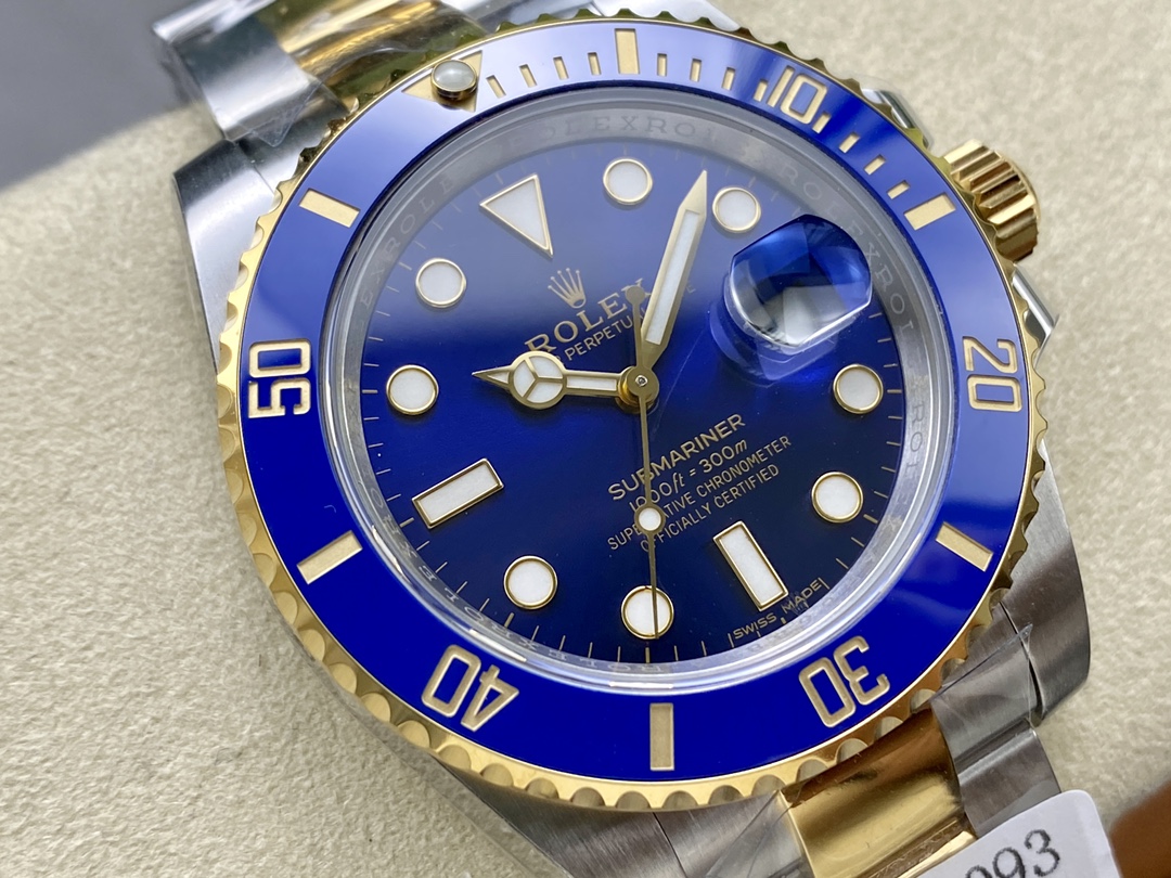 Replica Rolex Submariner Date 116613LB Two Tone Blue Dial 40mm Mens Watch