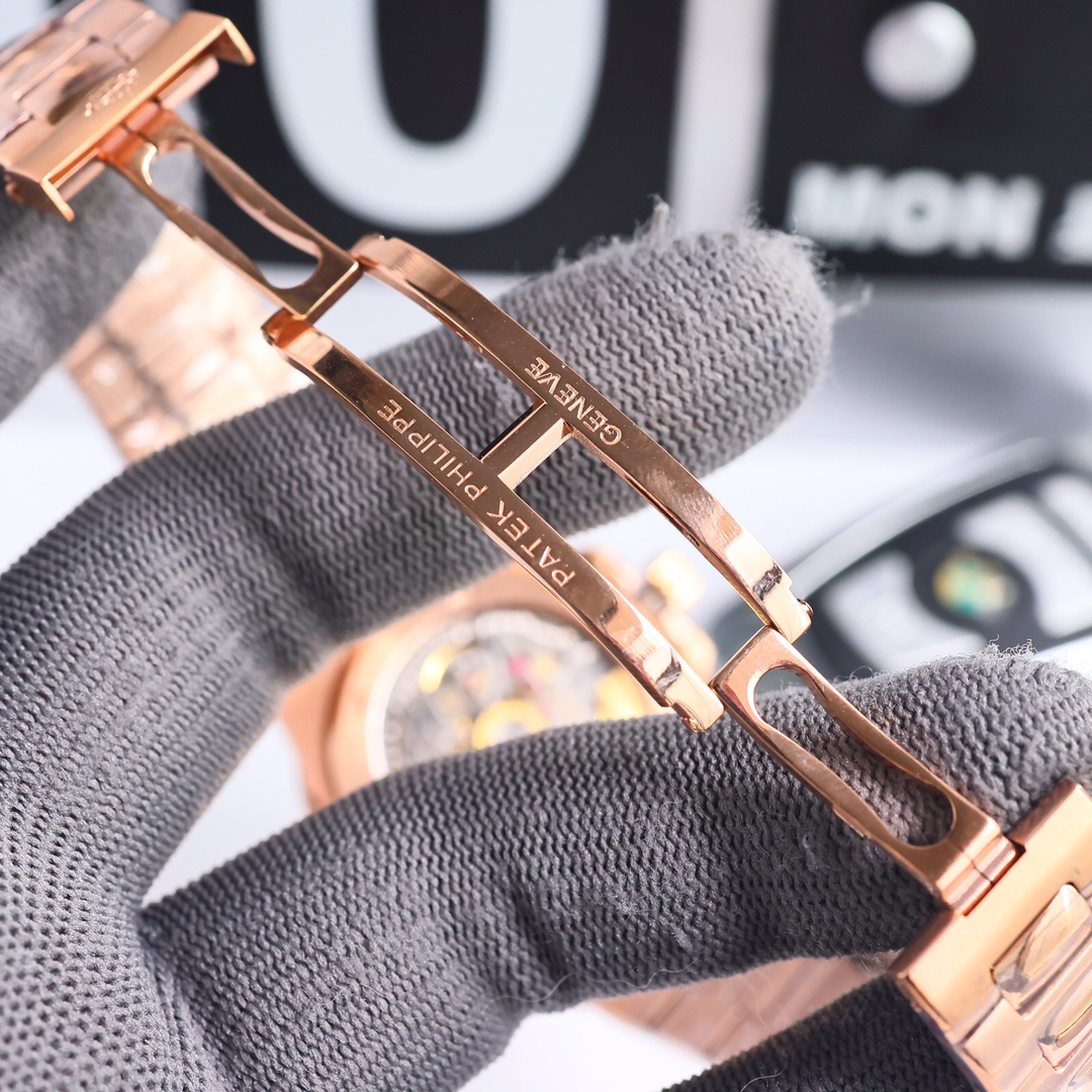 Replica Patek Philippe Nautilus 5723 112R 001 40mm Mens Watch