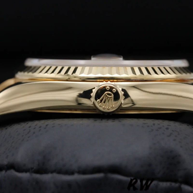 Rolex Day-Date 118238 Yellow Gold Diamond Champagne Dial 36mm Unisex Replica Watch