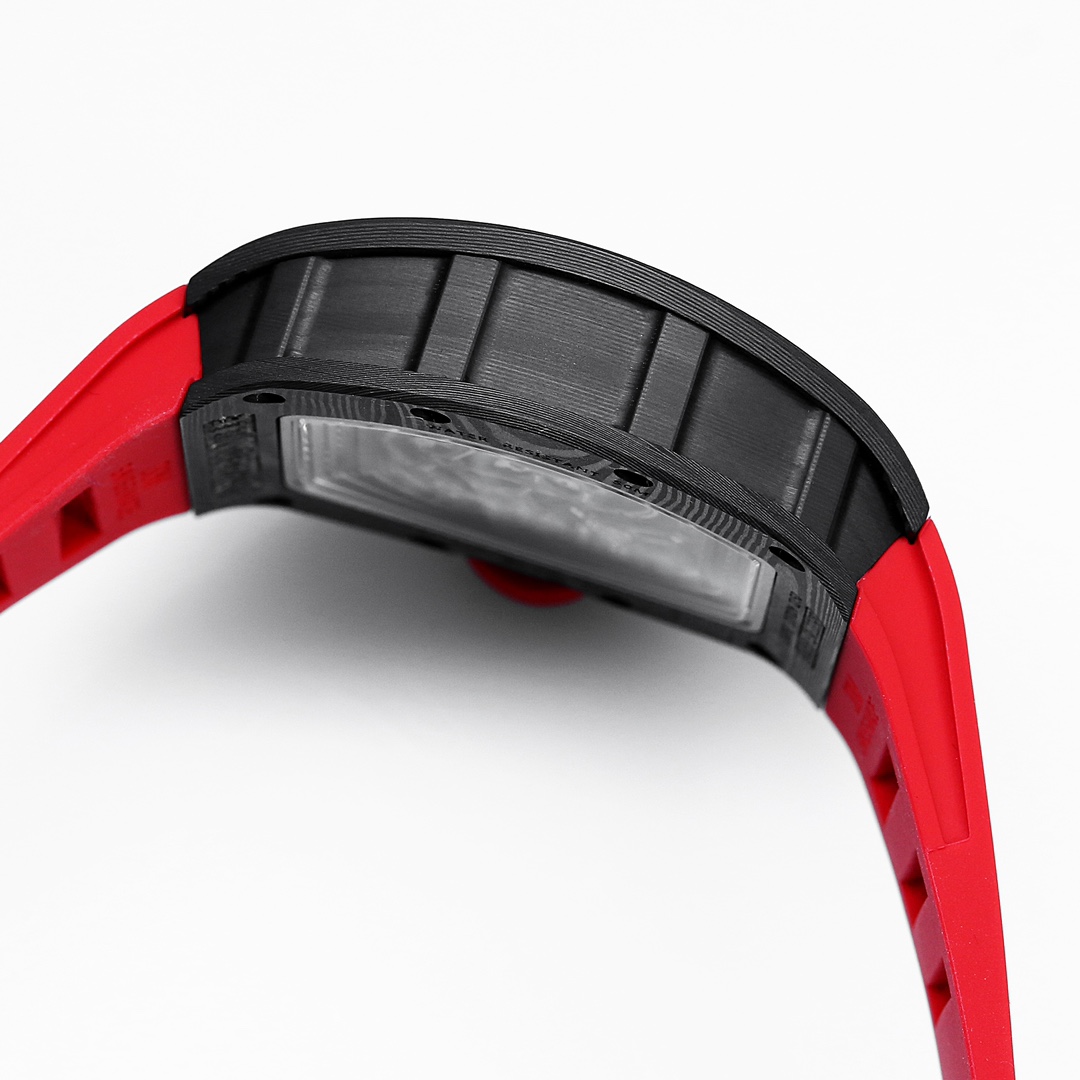 Richard Miller RM 055 NTPT Carbon Fiber Red Rubber Strap