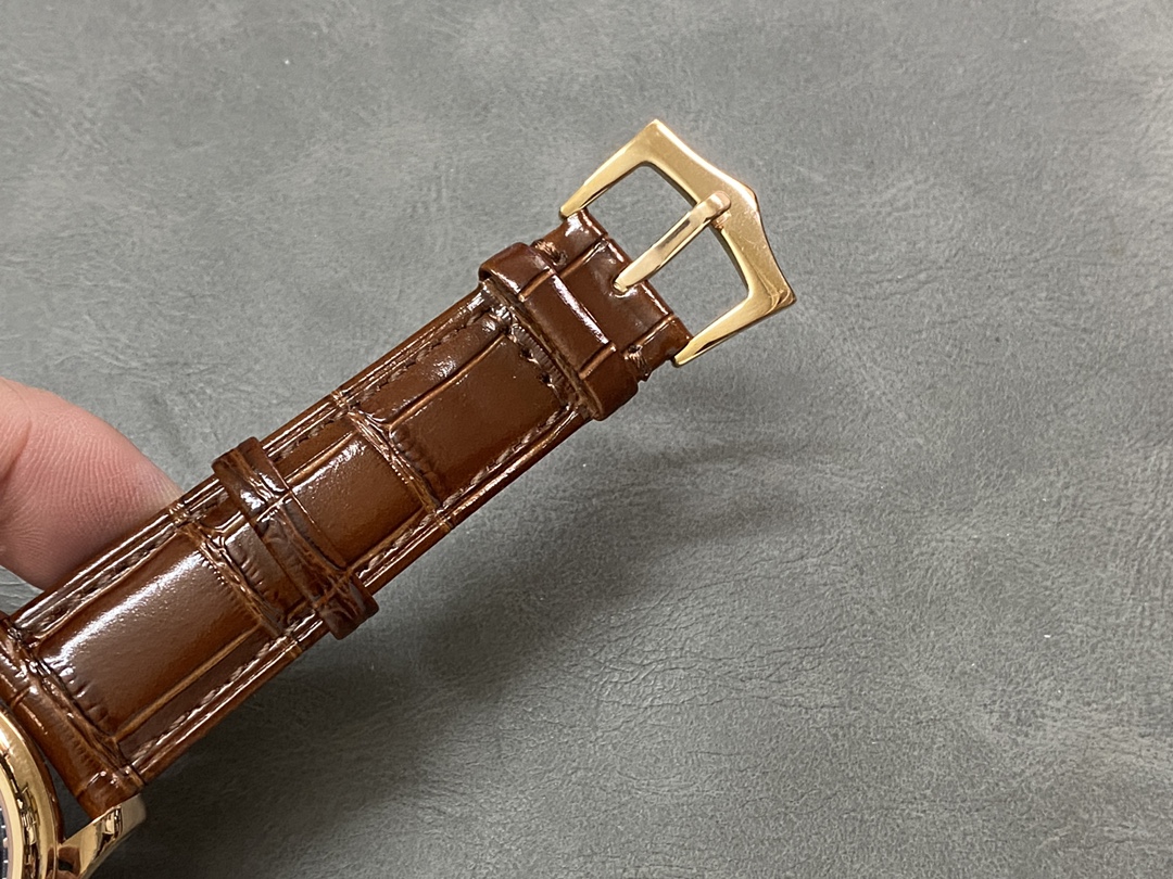 Replica Patek Philippe Complications 5905R 001 42mm Mens Watch