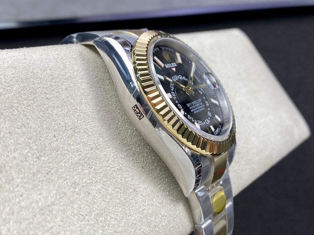 Rolex Sky Dweller 42 Yellow Rolesor Black Dial Oyster M336933 0003 Men's Watch
