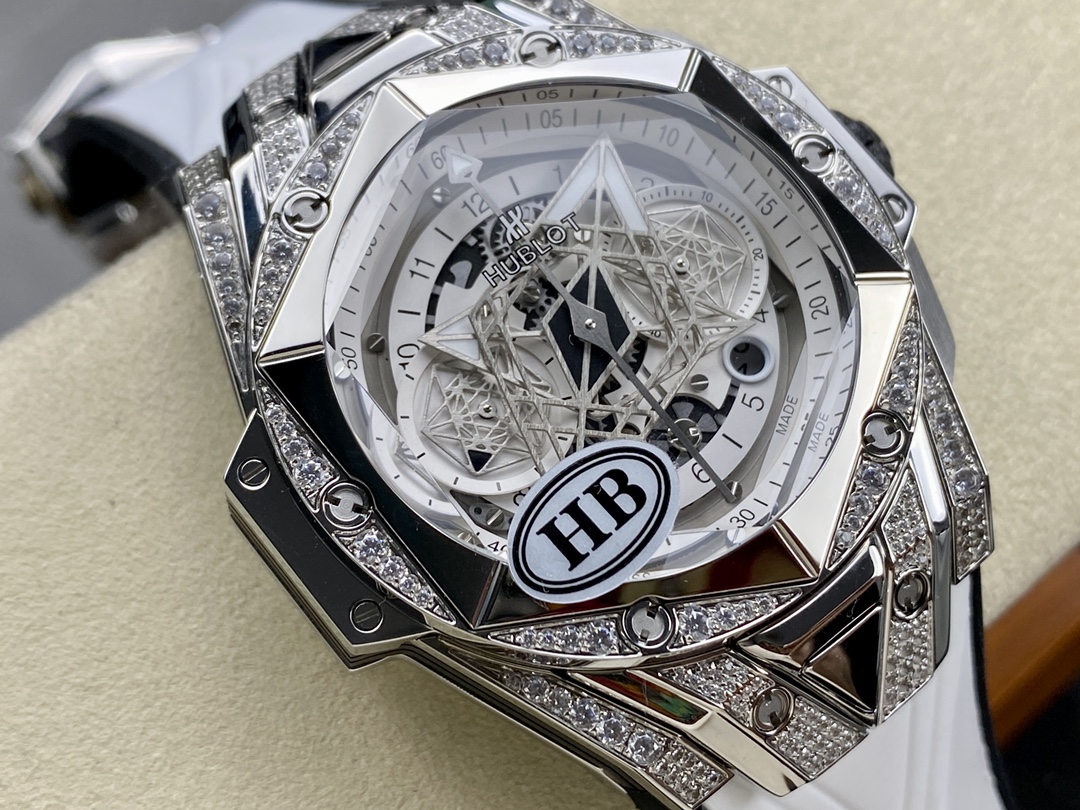 418.NX.2001.RX.1604.MXM20 Hublot Big Bang Partnerships Sang Bleu II Titanium Diamond