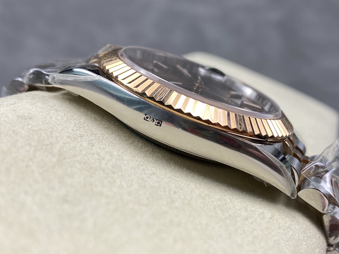 Rolex Datejust Automatic Rose Gold & Steel Watch m126331 0002