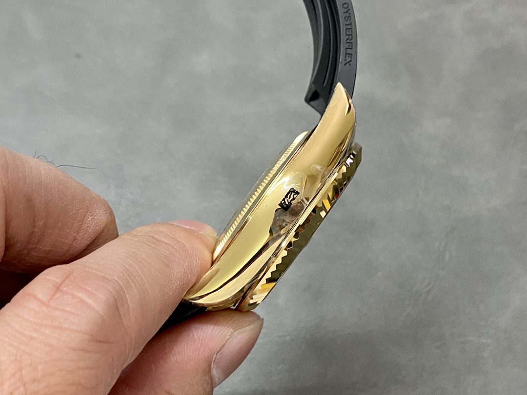 Rolex Sky Dweller m336238 0001 42MM