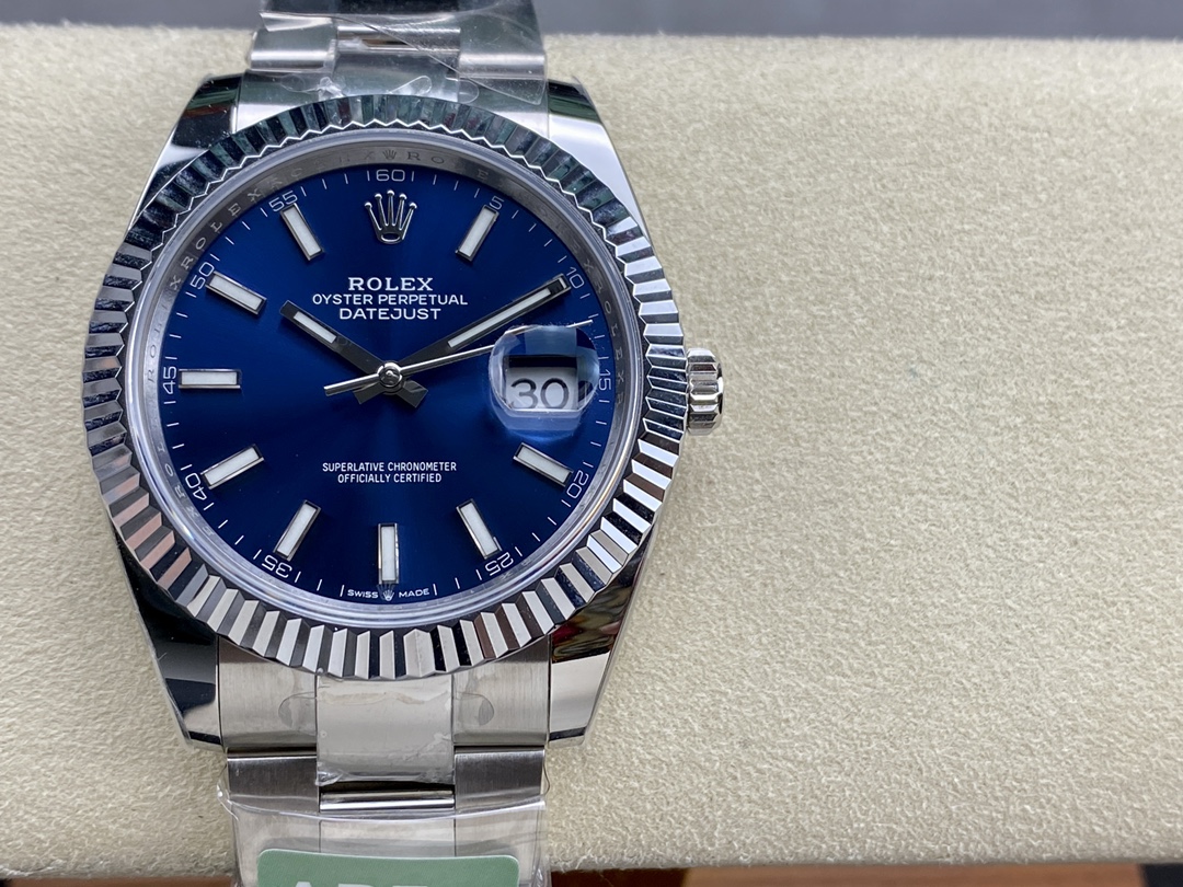 Rolex Datejust 126334 0001 Fluted Bezel Blue Dial 41MM Mens Replica Watch