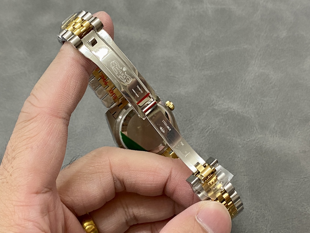 Rolex Datejust 31 Stainless Steel and Yellow Gold Silver Pave Roman Dial m278273 0004 Women's Watch