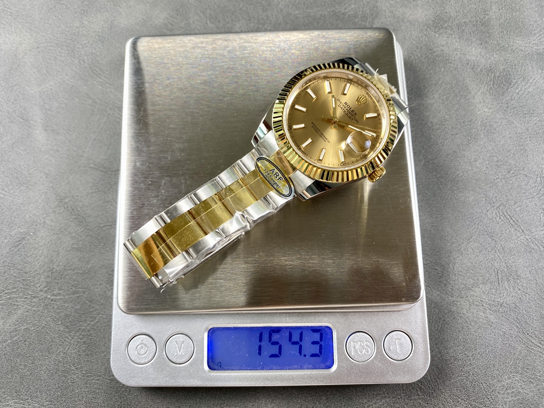 Rolex Datejust 126333 0009 Champagne Index Oyster 41mm Two Tone Steel