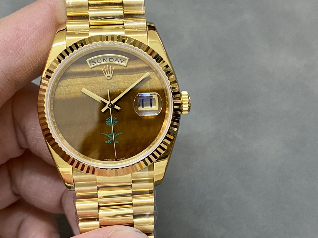 Rolex Day Date Sapphire Mirror Watch with 36mm Diameter Tiger's Eye Dial President