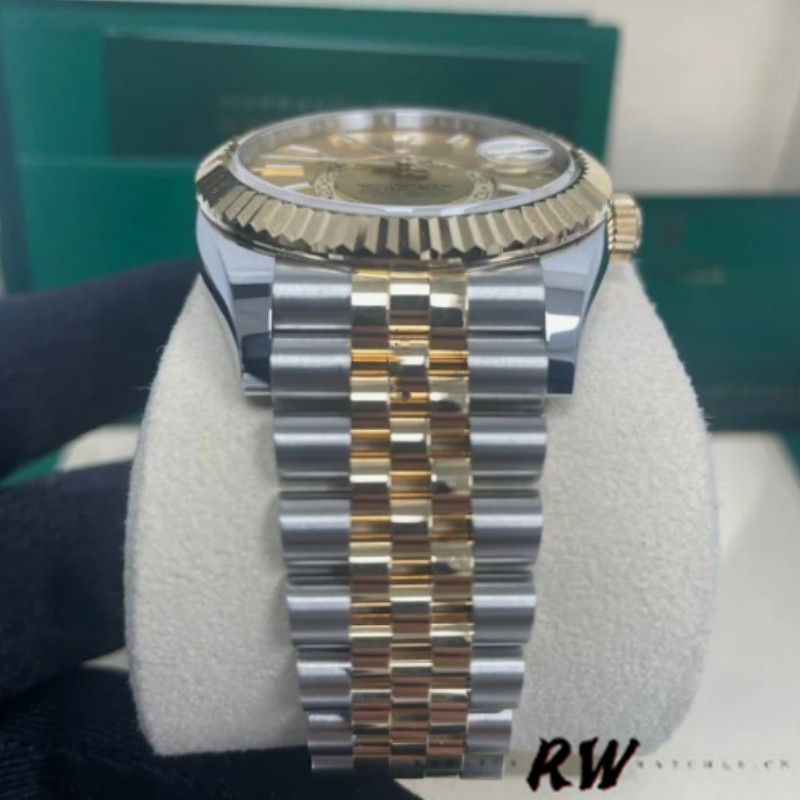 Rolex Sky-Dweller 326933 Stainless Steel Yellow Gold Champagne Dial 42MM Mens Replica Watch