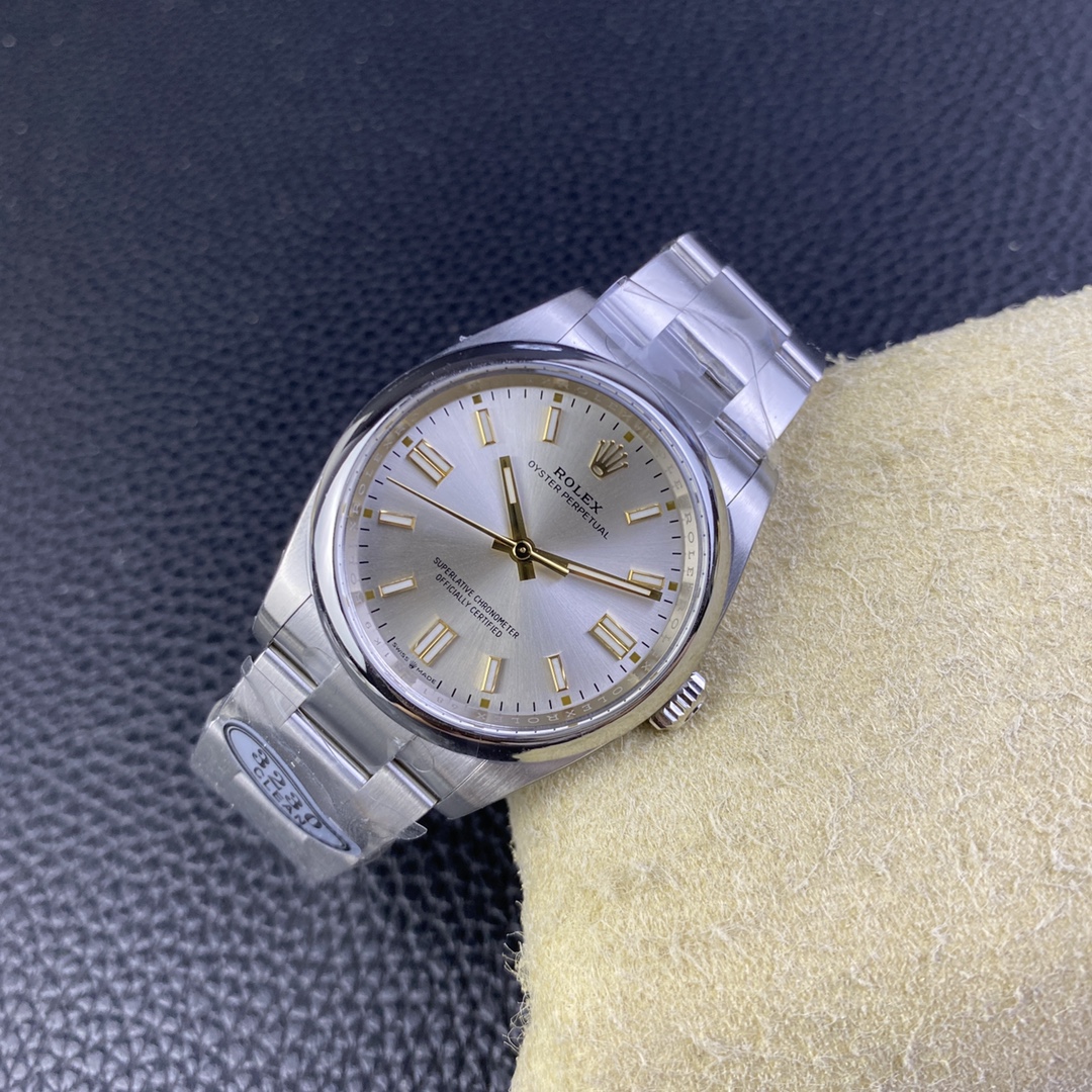 Rolex Oyster Perpetual 36 Oystersteel 126000 0001 Women's Watch